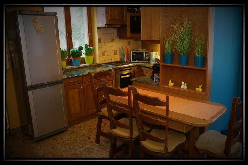 Happy Colours In Old Town Apartment Kecskemet Luaran gambar