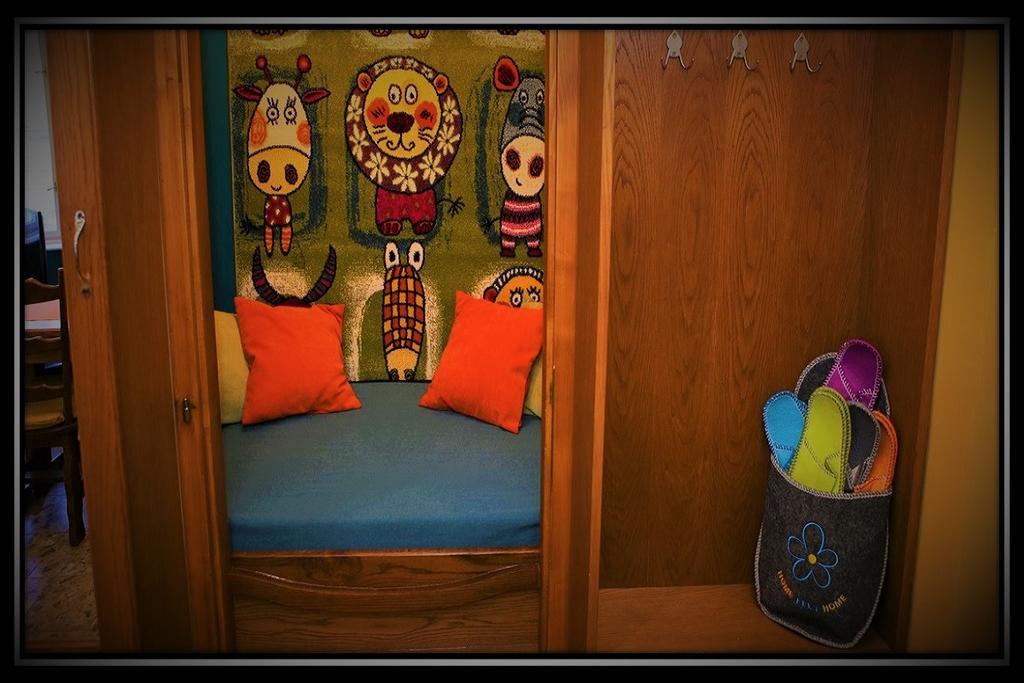 Happy Colours In Old Town Apartment Kecskemet Luaran gambar